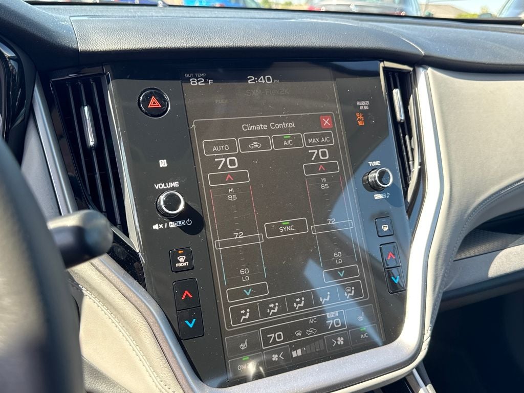 2025 Subaru LEGACY Premium