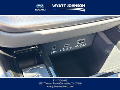 2025 Subaru LEGACY Premium