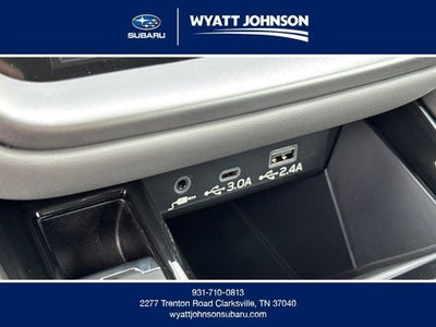 2025 Subaru LEGACY Premium