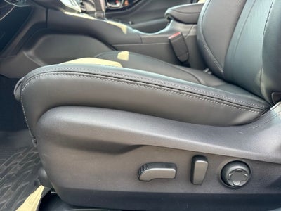 2025 Subaru OUTBACK Touring