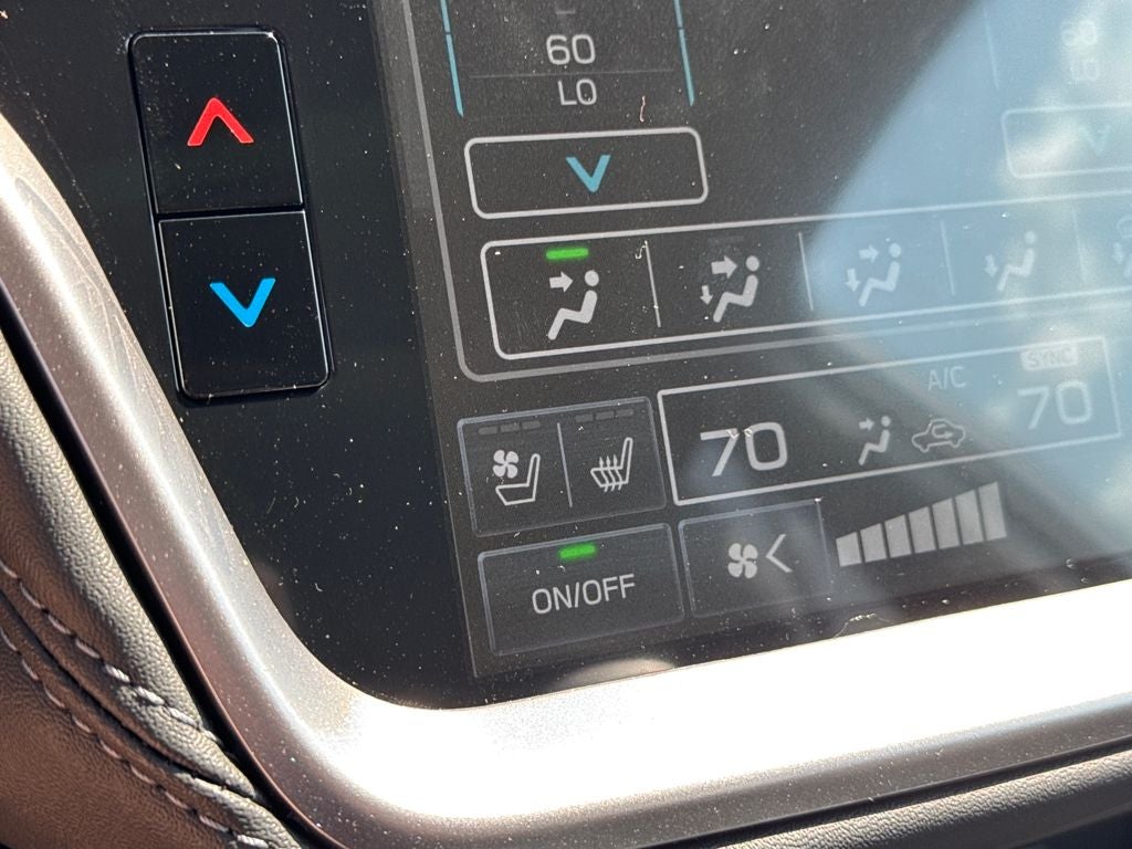 2025 Subaru OUTBACK Touring