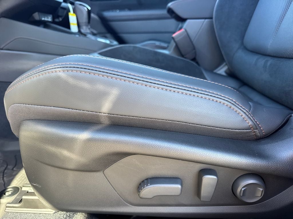 2025 Subaru FORESTER Limited Hybrid