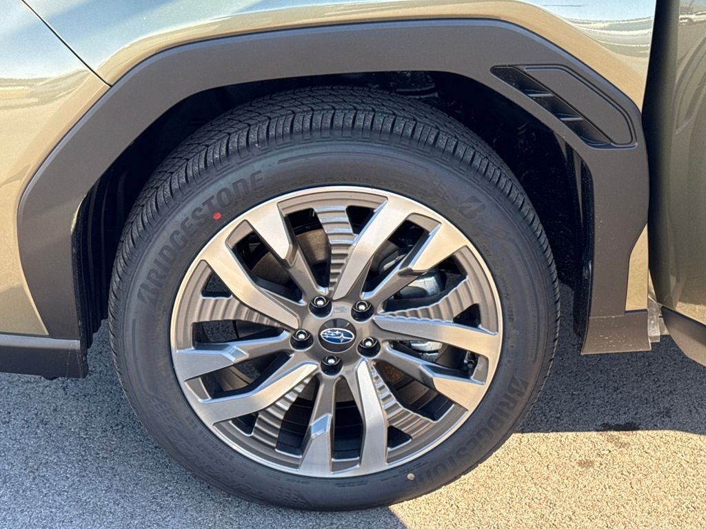 2025 Subaru FORESTER Limited Hybrid