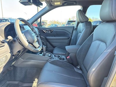 2025 Subaru FORESTER Limited Hybrid