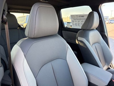 2025 Subaru FORESTER Limited Hybrid