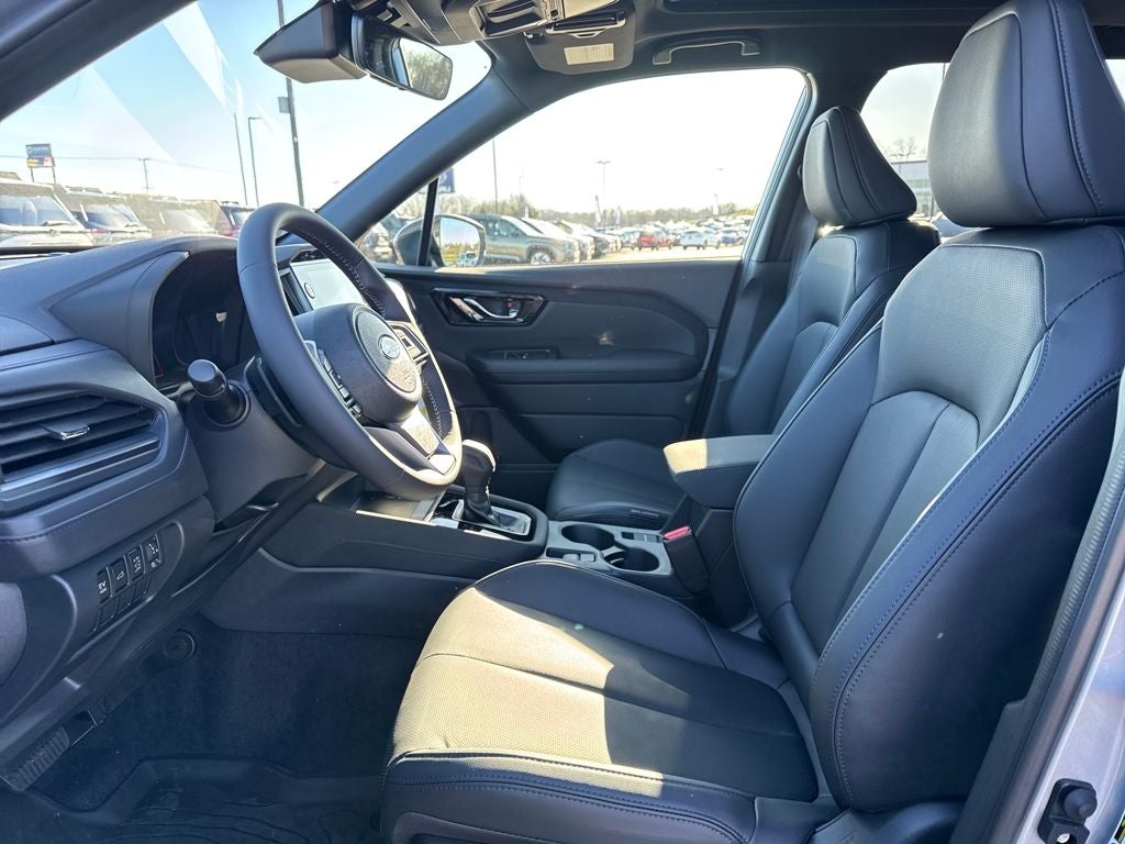 2025 Subaru FORESTER Touring Hybrid