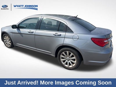 2014 Chrysler 200 Touring