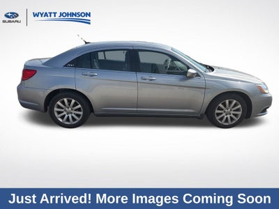 2014 Chrysler 200 Touring