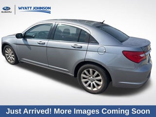 2014 Chrysler 200 Touring