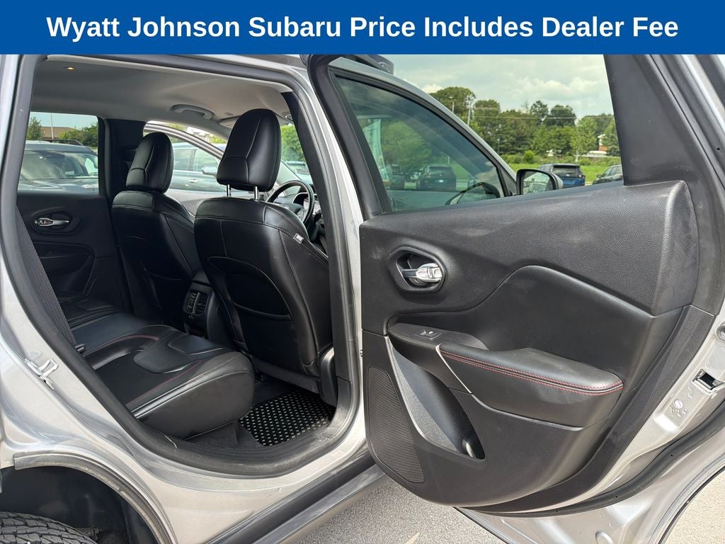 2020 Jeep Cherokee Trailhawk