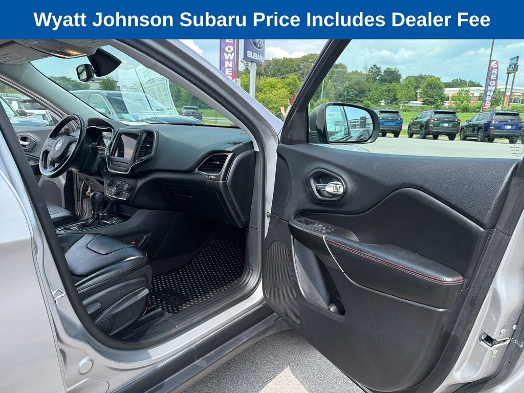 2020 Jeep Cherokee Trailhawk