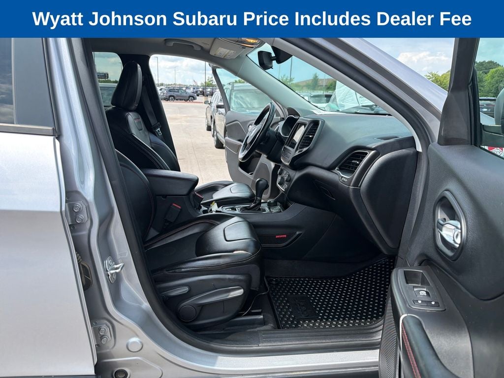 2020 Jeep Cherokee Trailhawk