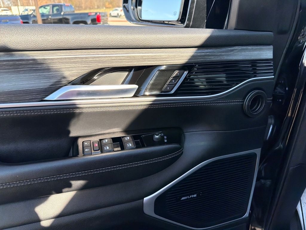 2024 Jeep Wagoneer L Series II