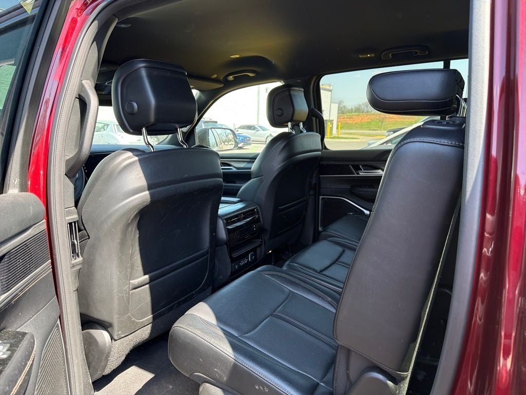 2024 Jeep Wagoneer Series II