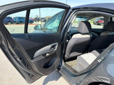 2013 Chevrolet Cruze LS