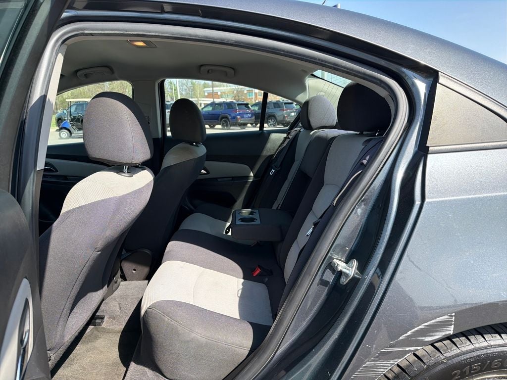 2013 Chevrolet Cruze LS