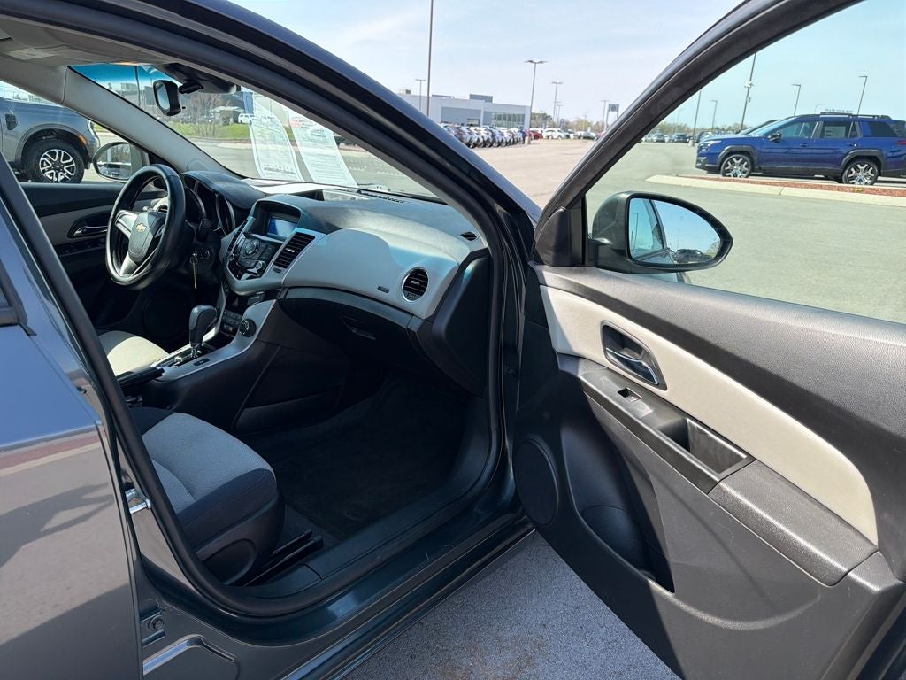 2013 Chevrolet Cruze LS