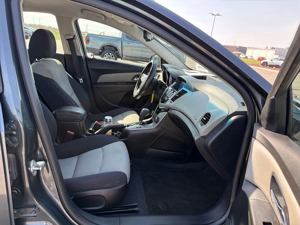 2013 Chevrolet Cruze LS