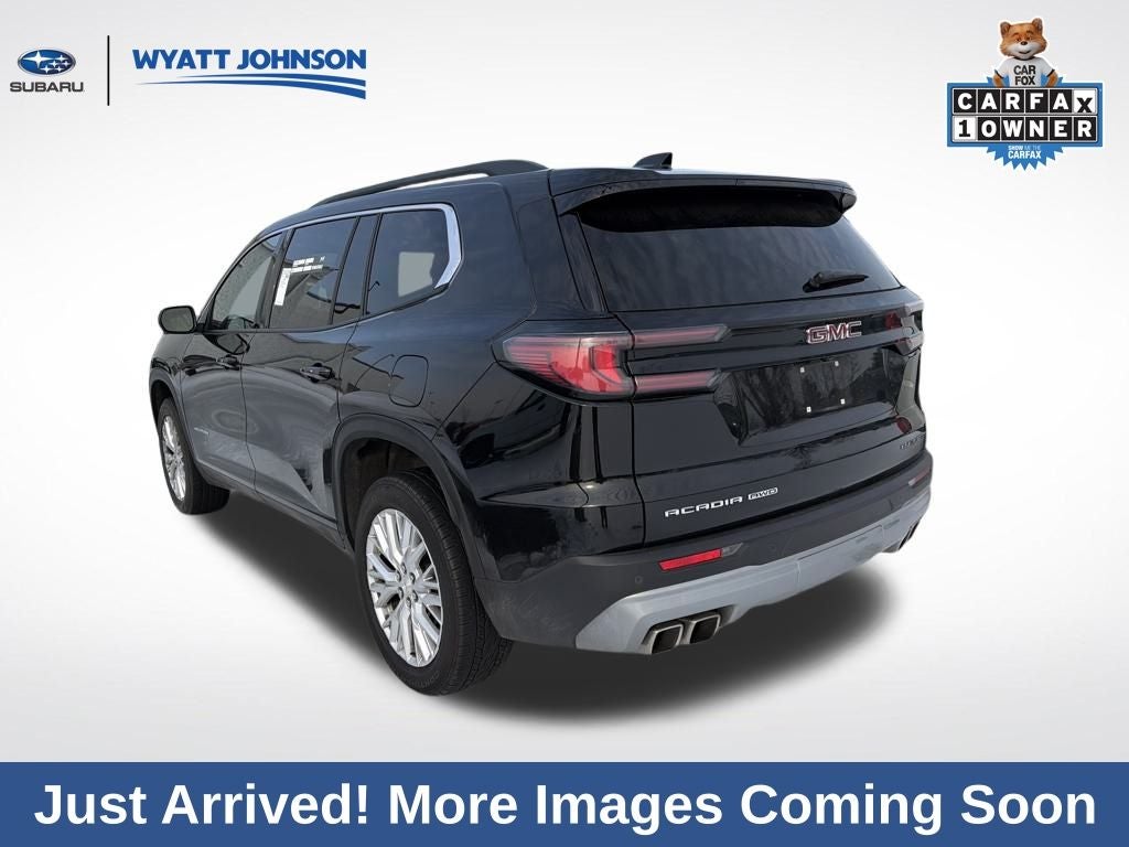 2024 GMC Acadia Elevation