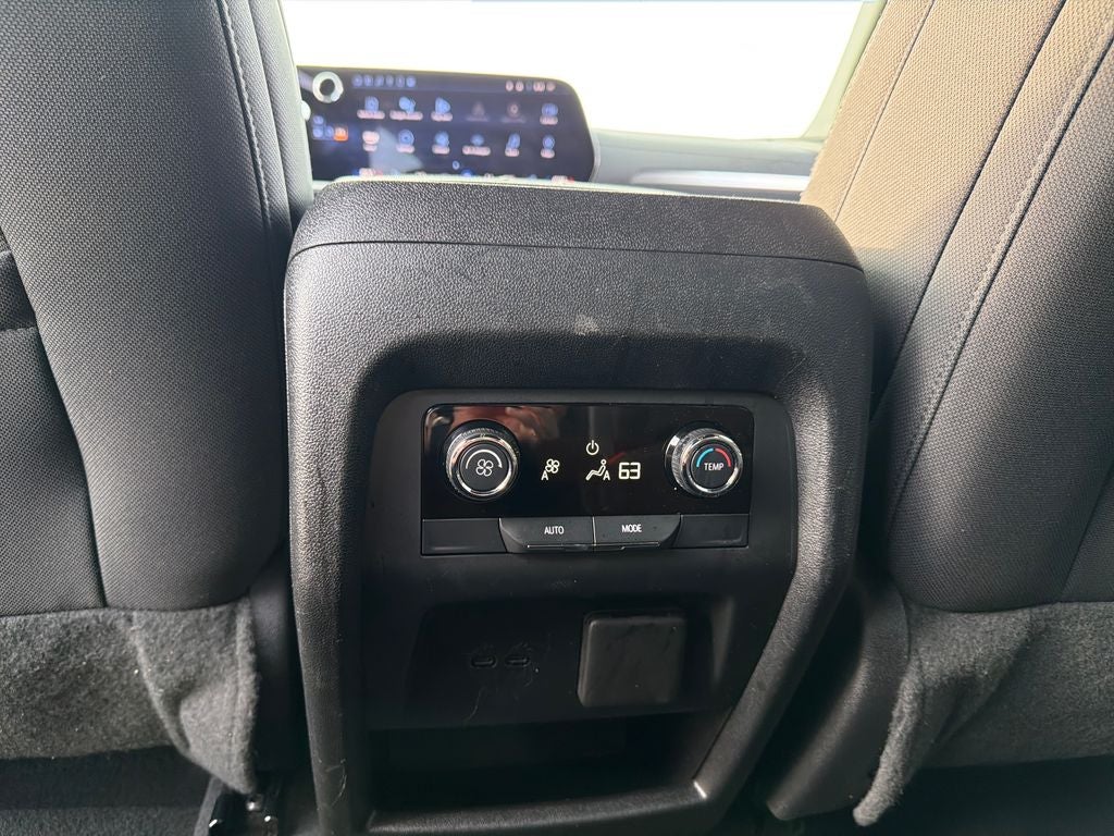 2024 Chevrolet Traverse LT 2LT