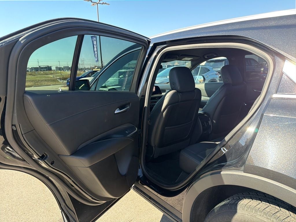 2024 Cadillac XT4 Premium Luxury