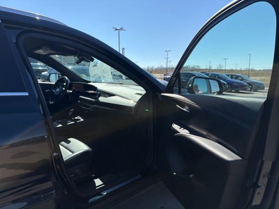 2024 Cadillac XT4 Premium Luxury