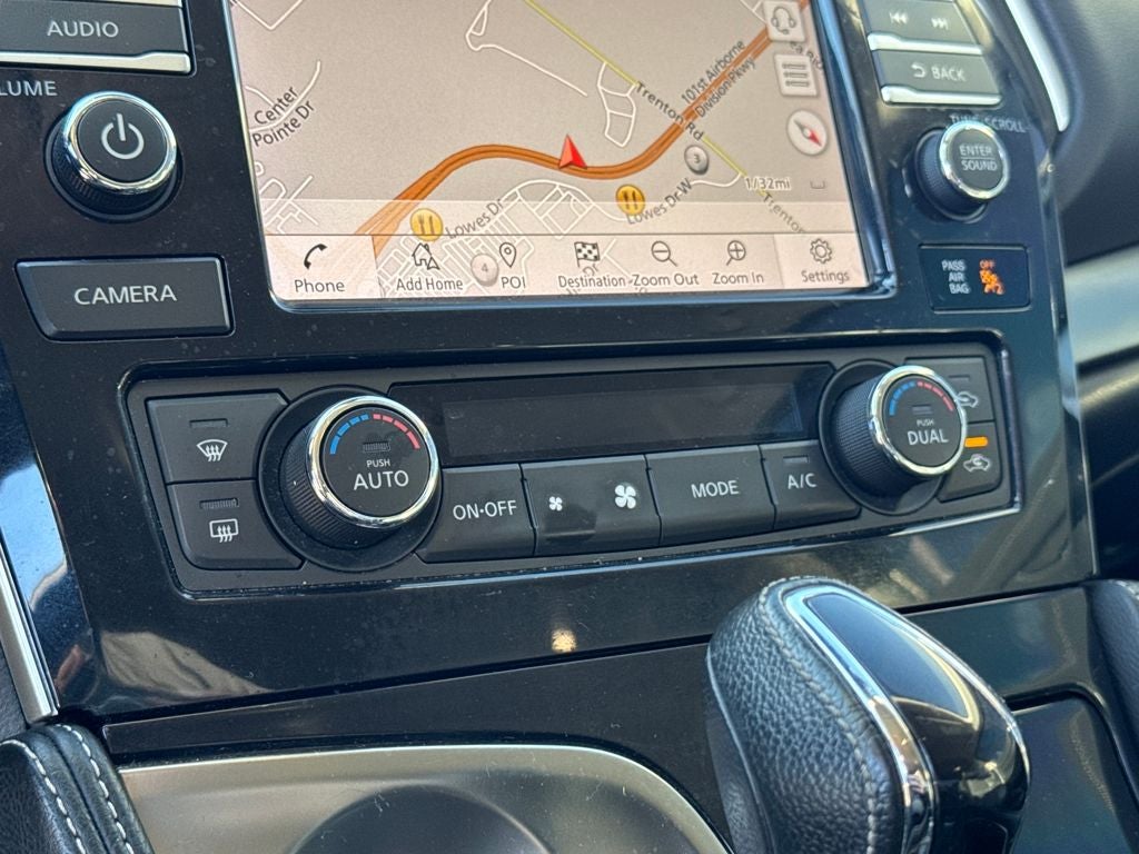 2023 Nissan Maxima SV