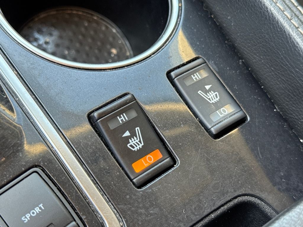 2023 Nissan Maxima SV