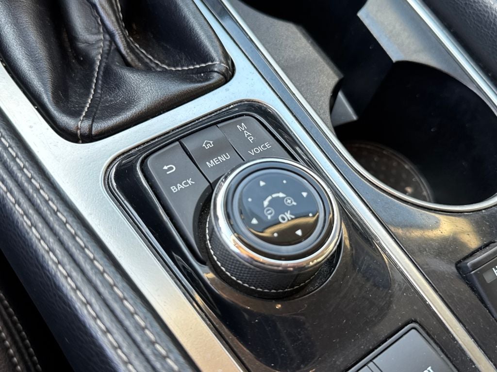 2023 Nissan Maxima SV