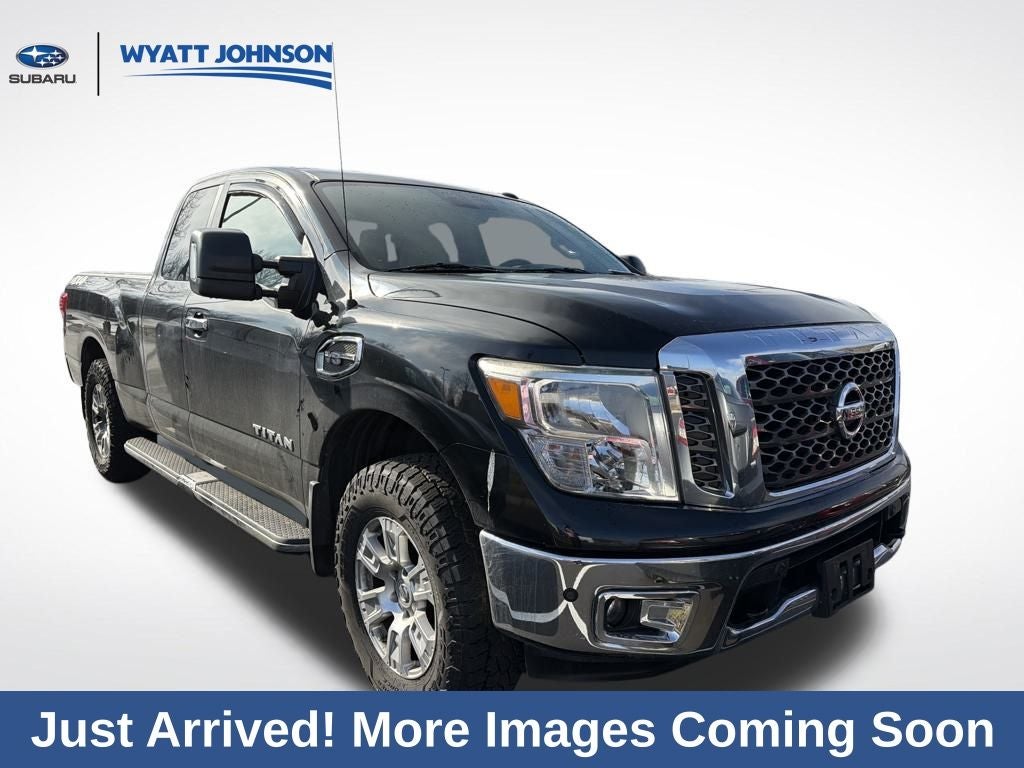 2017 Nissan Titan SV