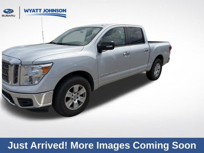 2018 Nissan Titan SV