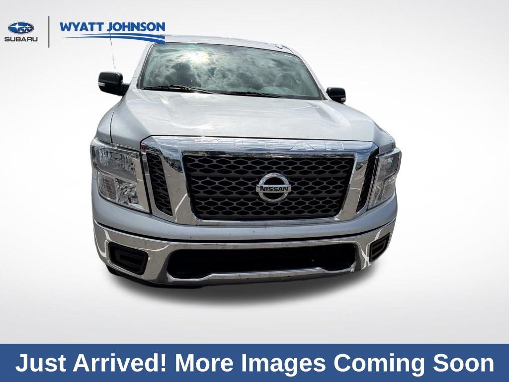 2018 Nissan Titan SV