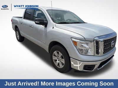 2018 Nissan Titan SV