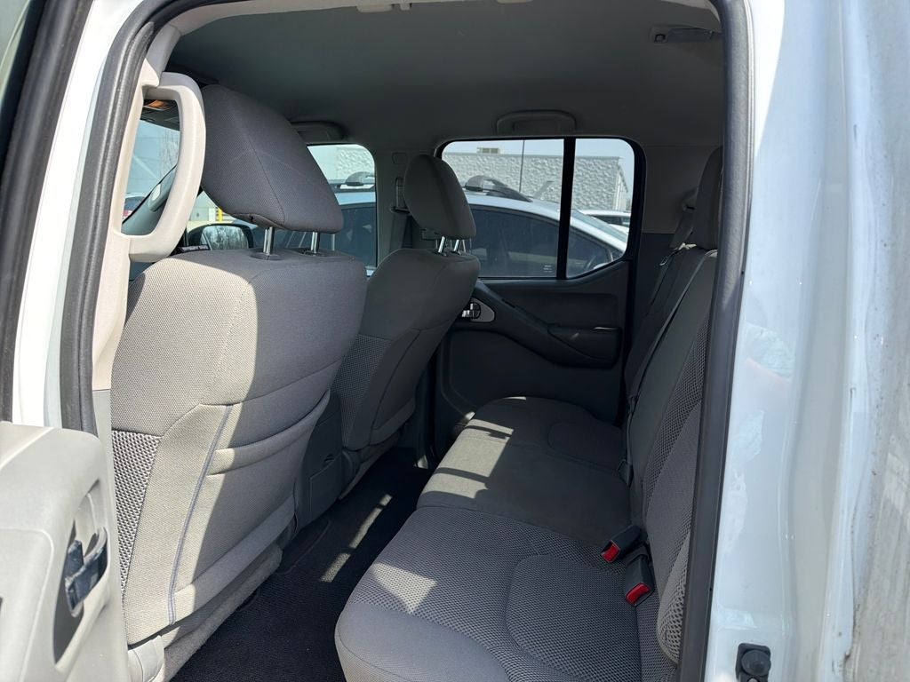 2021 Nissan Frontier SV