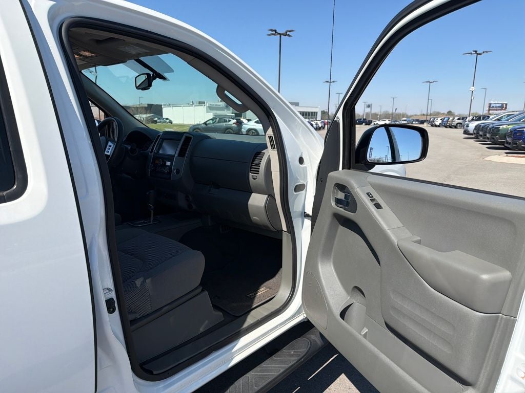 2021 Nissan Frontier SV