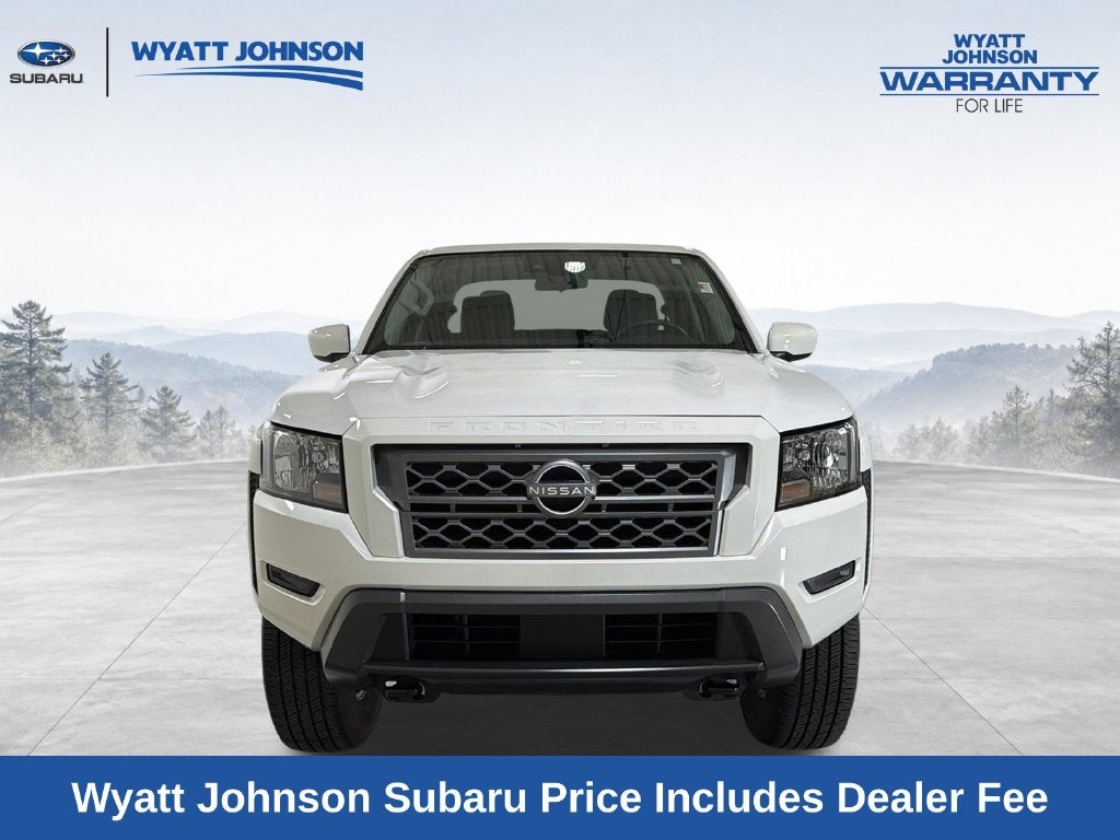 2024 Nissan Frontier SV