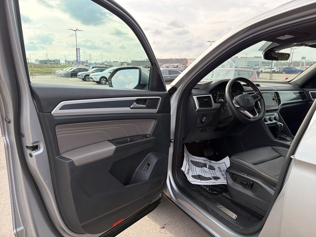 2023 Volkswagen Atlas Cross Sport 2.0T SEL