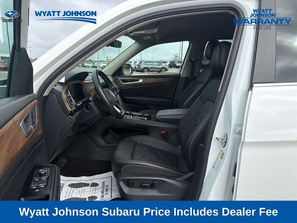 2025 Volkswagen Atlas 2.0T SE w/Technology