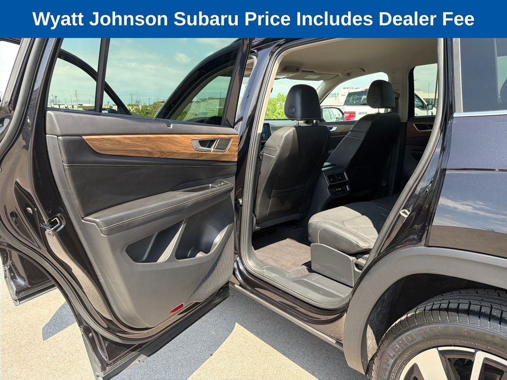 2025 Volkswagen Atlas 2.0T SE w/Technology