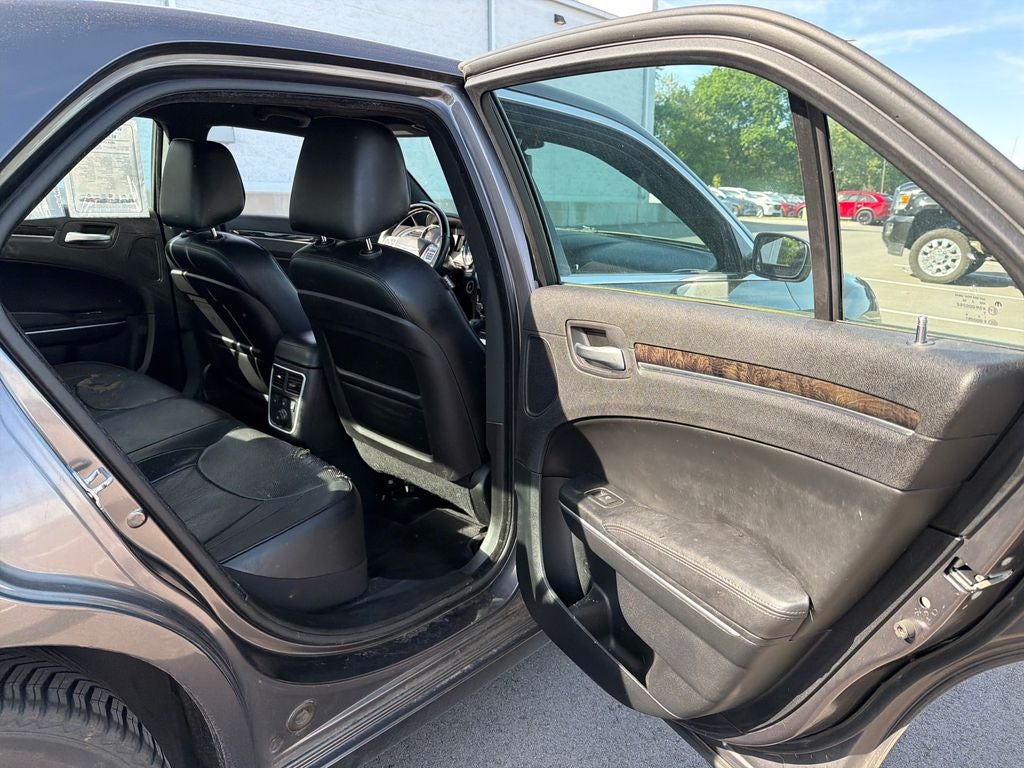 2014 Chrysler 300 C
