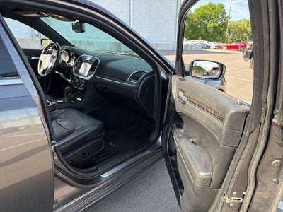 2014 Chrysler 300 C