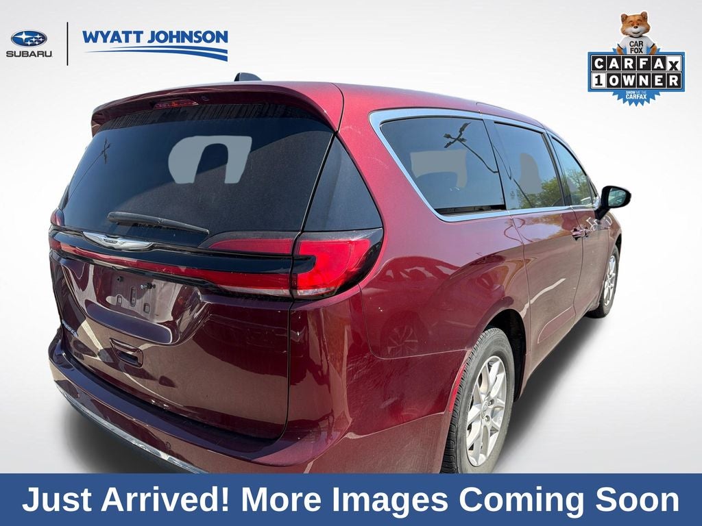 2023 Chrysler Pacifica Touring L