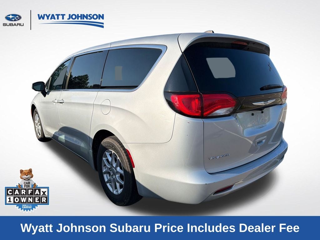 2023 Chrysler Voyager LX