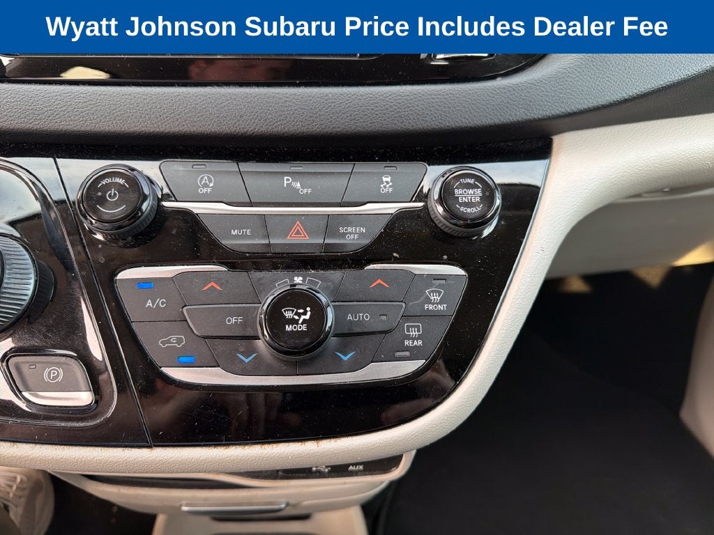2020 Chrysler Pacifica Touring