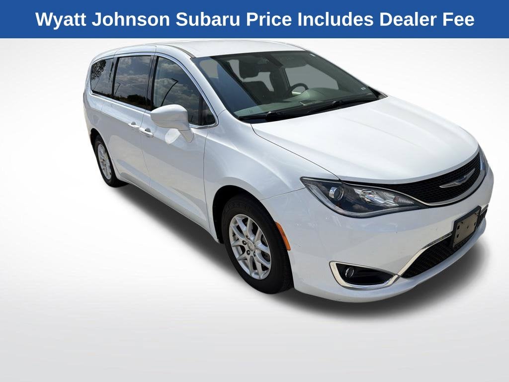 2020 Chrysler Pacifica Touring