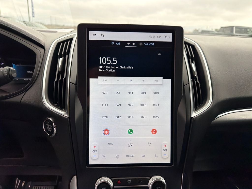 2023 Ford Edge Titanium