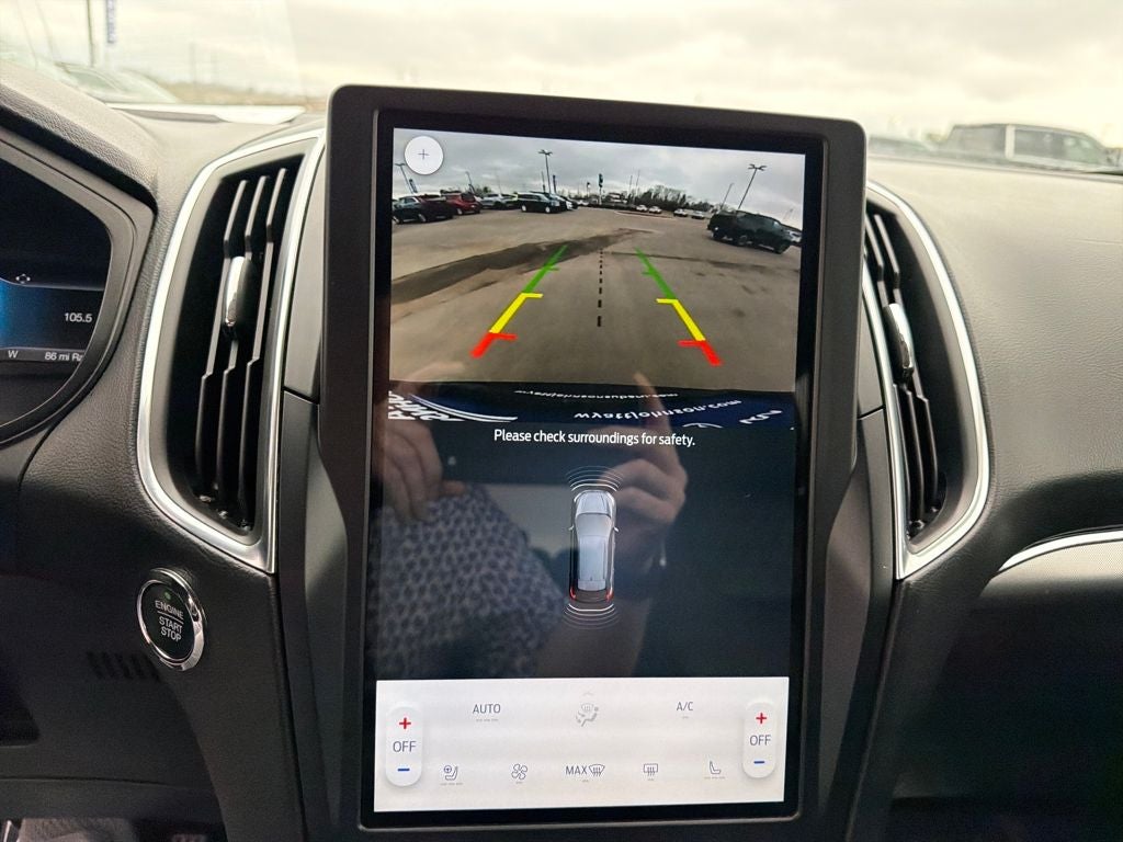 2023 Ford Edge Titanium