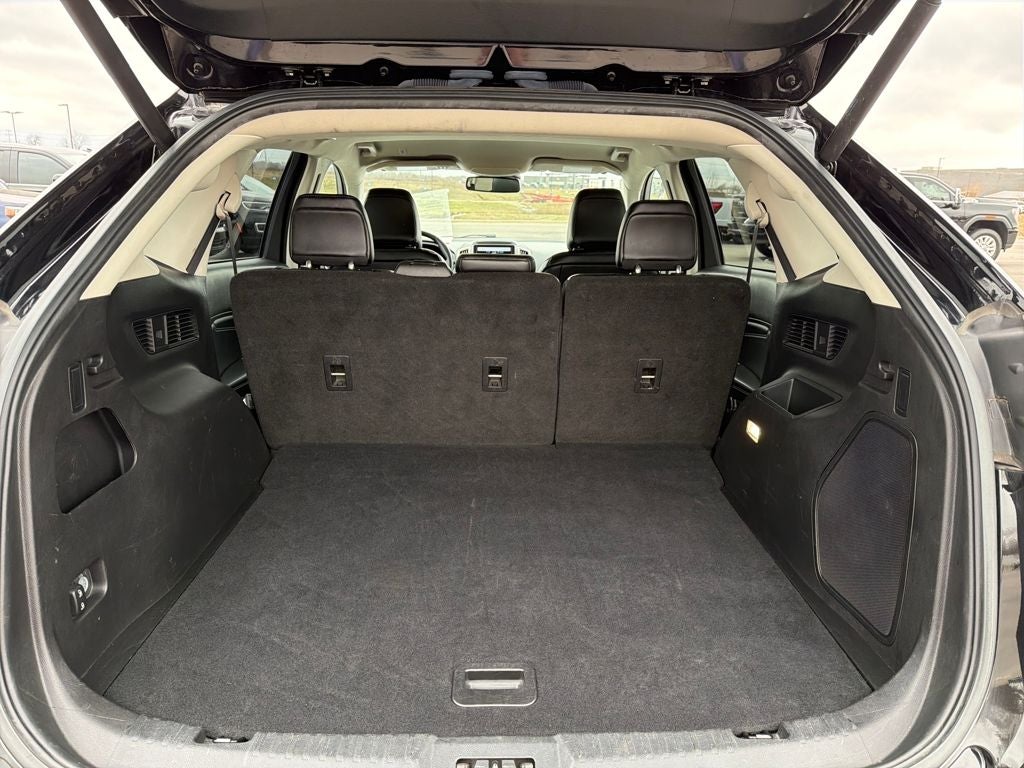 2023 Ford Edge Titanium