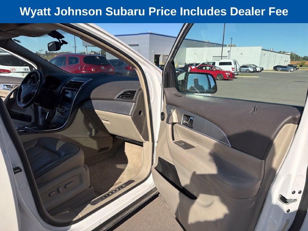 2013 Lincoln MKX Base