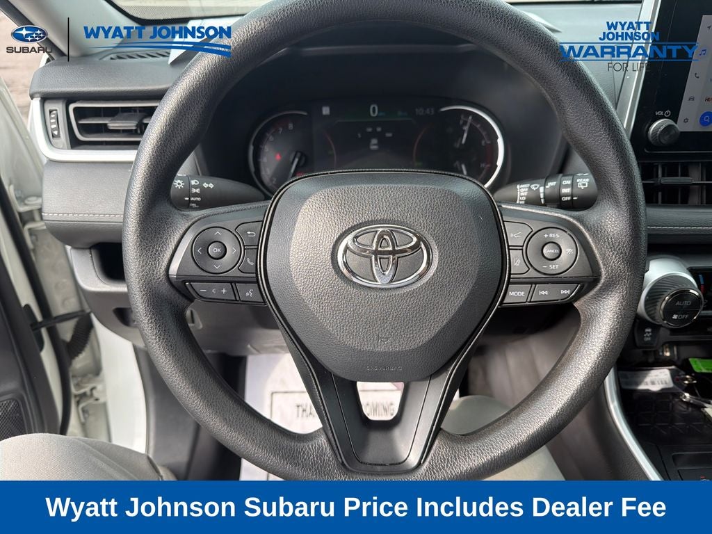 2025 Toyota RAV4 XLE